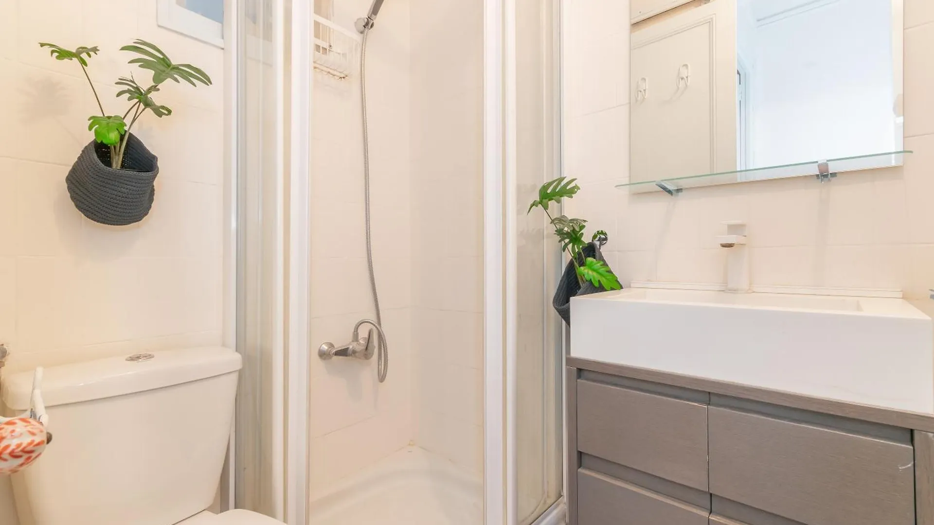Veguer Apartment Barcelona Spain